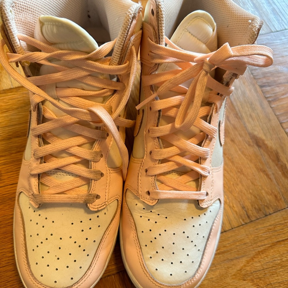 Nike dunk sneakers white and peach
